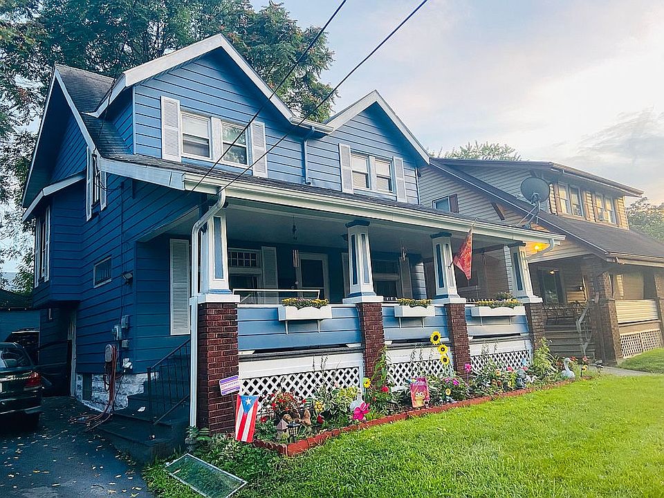 1st image of 315 E Lucius Ave