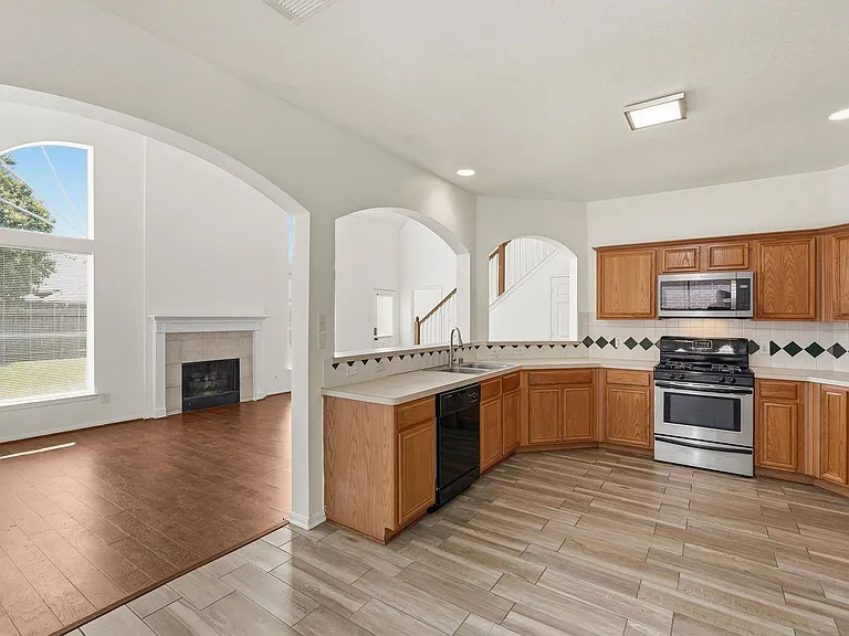 9322 Eaglewood Glen Trl — Photo 16