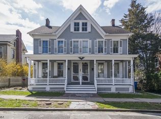28 5th St, Frenchtown, NJ 08825
