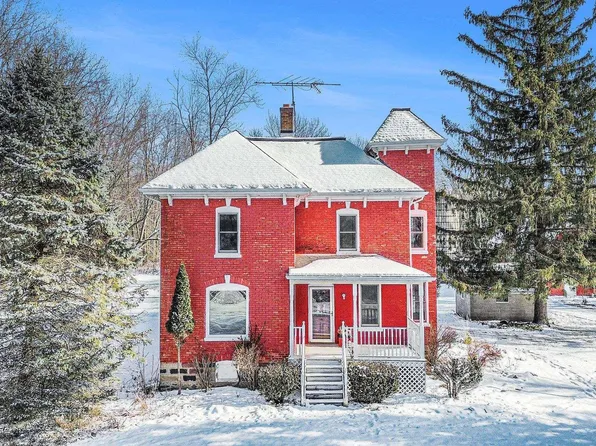 8142 Mason Rd, Yale, MI 48097