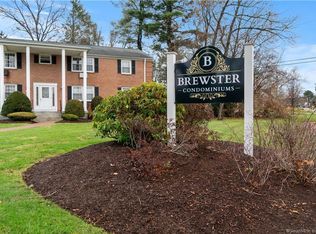 39 Brewster Rd APT B, Glastonbury, CT 06033