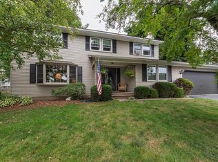 4027 Pawnee Dr, Liverpool, NY 13090