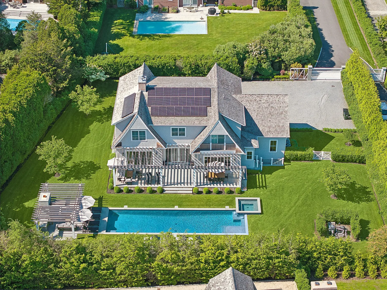 Southampton Village Rental — Photo 2
