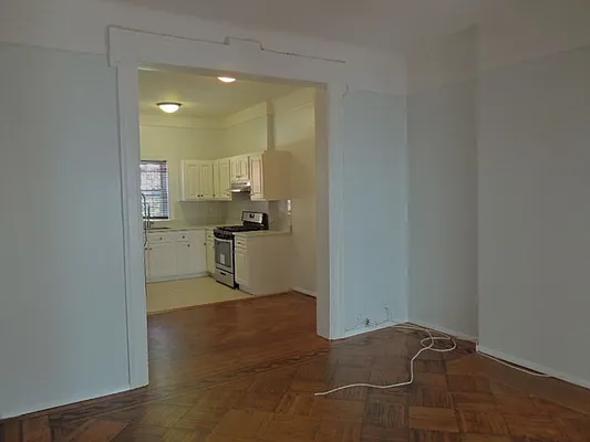 Rented by Marjorie Thompson, LREB | media 40