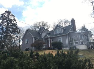 28 Highwood Rd, Somerset, NJ 08873