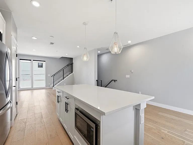 3564 W 16th Ave — Photo 7
