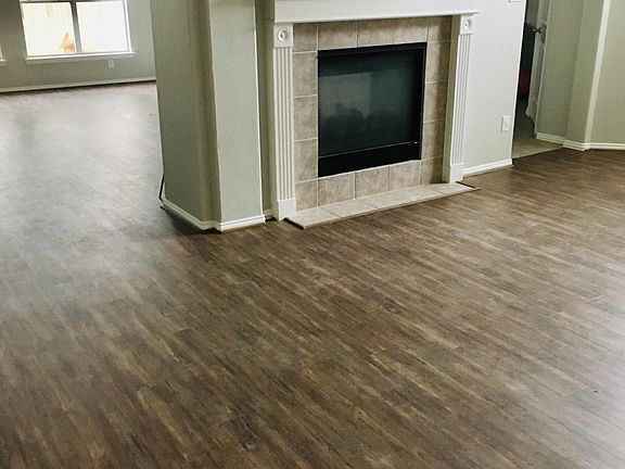 5th image of 2941 Standing Springs Ln