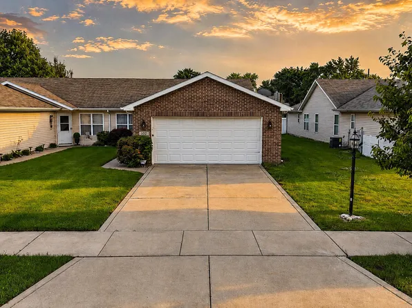 707 W 77th Ave, Merrillville, IN 46410