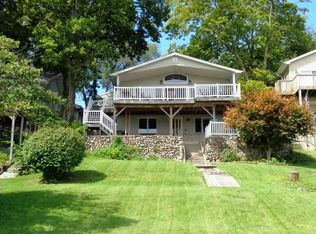 4253 E Lake Shore Dr, Decatur, IL 62521