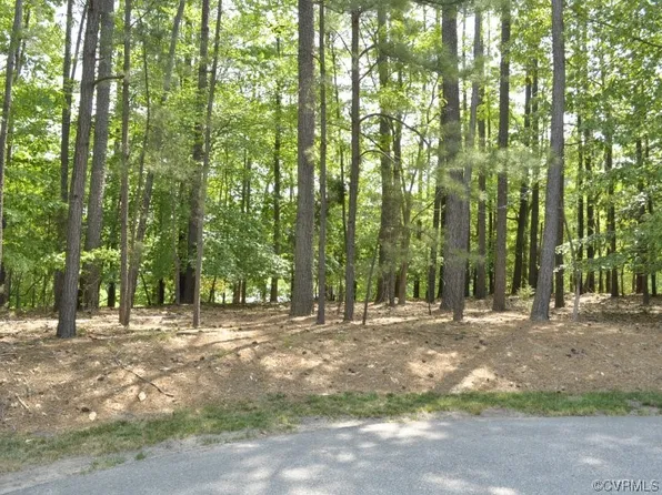 108 Colonel Philip Johnson Way, Williamsburg, VA 23188