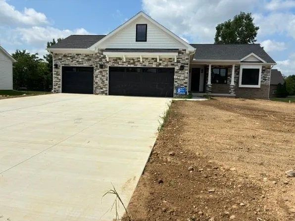 14016 Tupper Lake Rd, Fenton, MI 48430