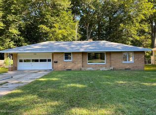 658 Ross Rd, Muskegon, MI 49441