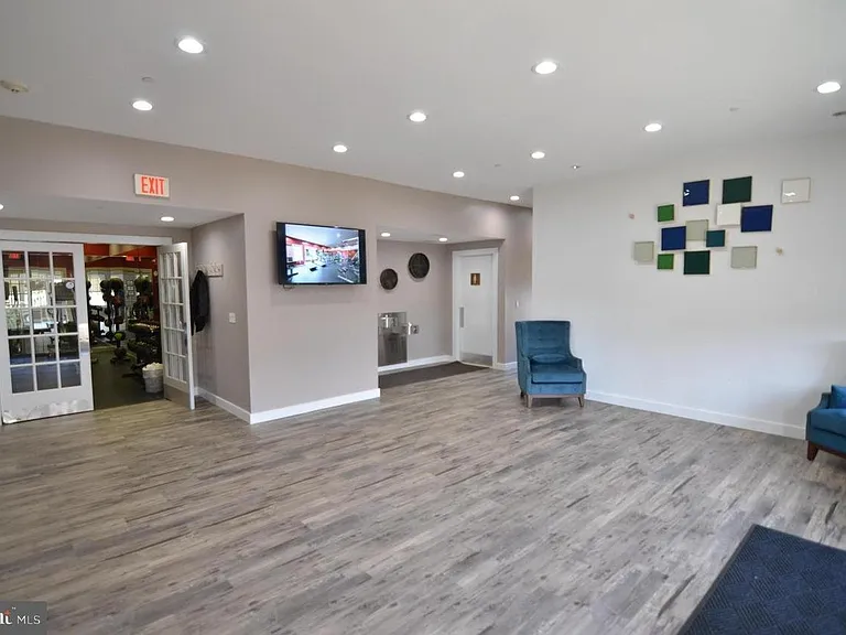 1710 Abercromby Ct #K — Photo 12