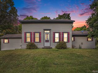 1340 County Farm Rd, Howell, MI 48843