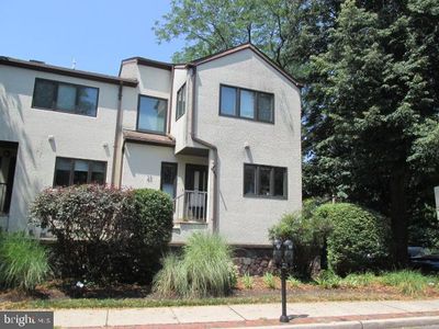 41 Lambert Ln, Lambertville, NJ, 08530