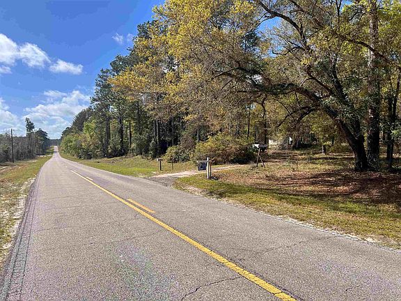 2nd image of 30589 NE County Road 67