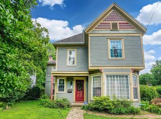 513 W Walnut St, Carbondale, IL 62901