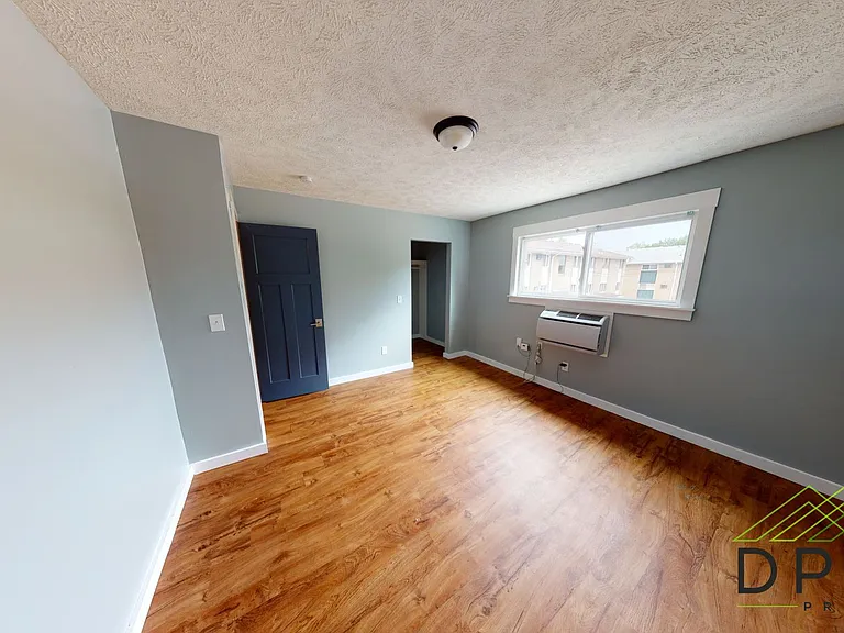 326 E Hillsdale St #1 — Photo 11
