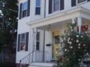 9 Commercial St, Kittery, ME 03904