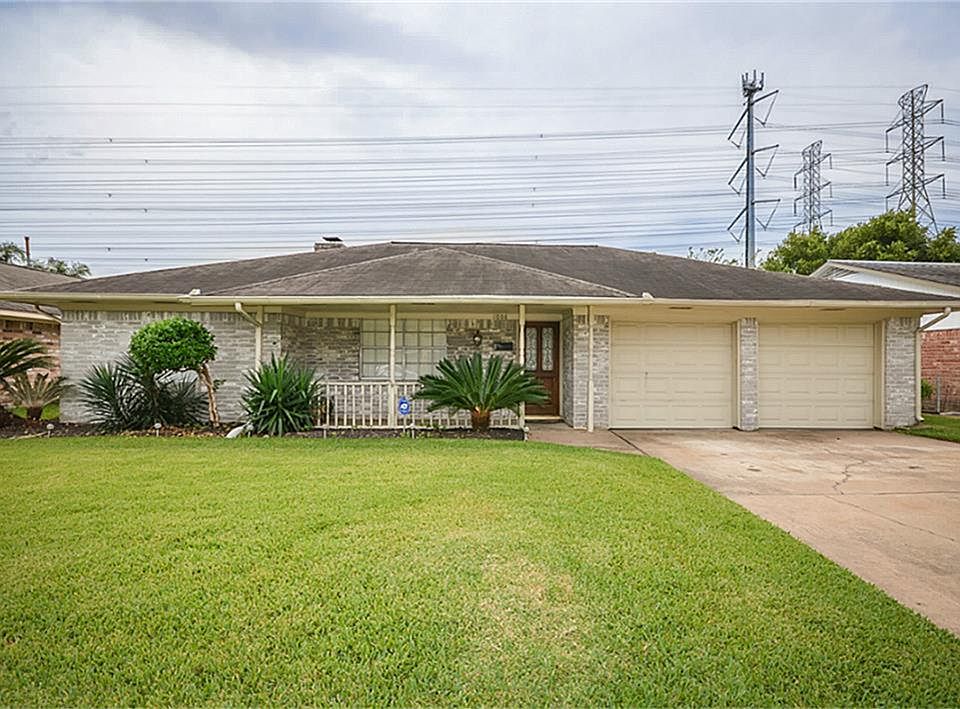 1st image of 1006 S Kaufman Dr