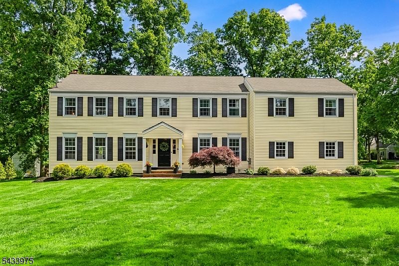 1st image of 54 Dean Rd