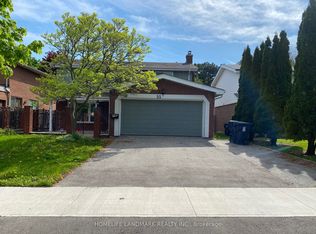 55 Leacock Cres #BASEMENT, Toronto, ON M3B 1N8