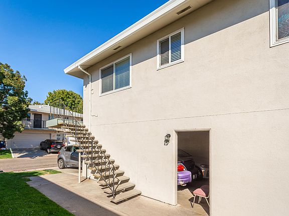 2nd image of 6517 Greenback Ln APT 4
