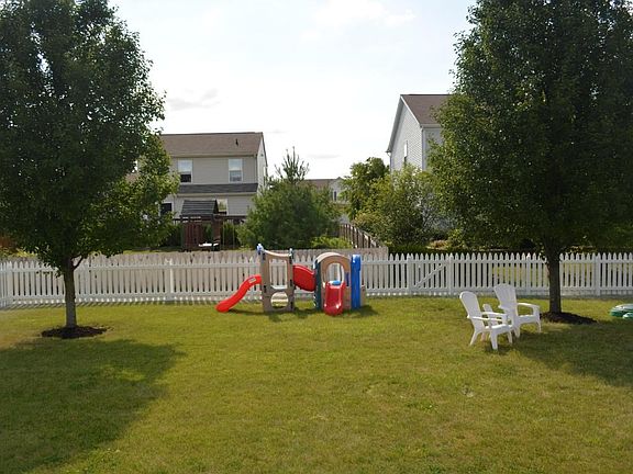 5th image of 377 Olgelbay Dr