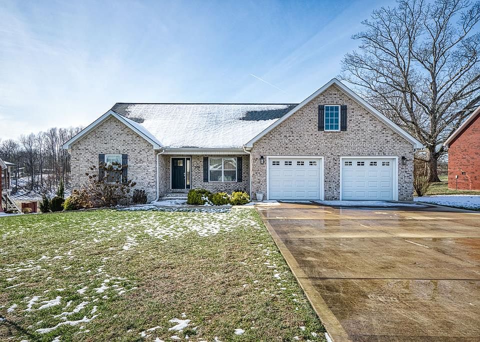 1st image of 3918 Hilltop Dr
