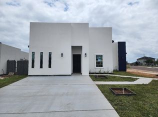 919 Lope De Vega, Laredo, TX 78046