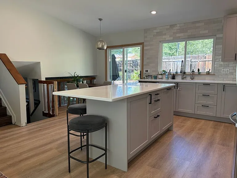 163 Donovan Ct — Photo 4