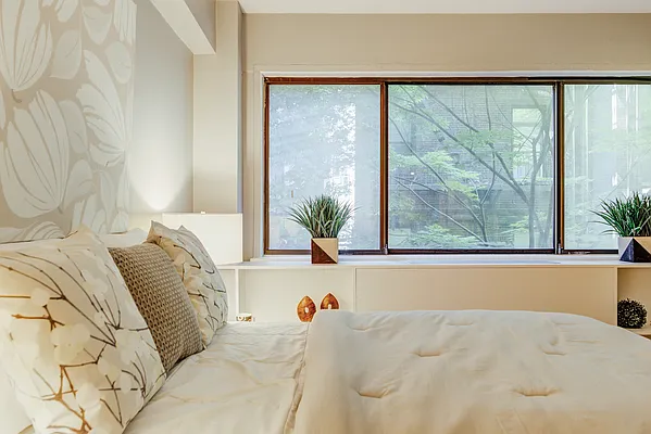 Sold by Compass | media 16