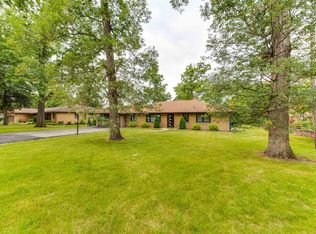 230 N Forest Ct, Addison, IL 60101