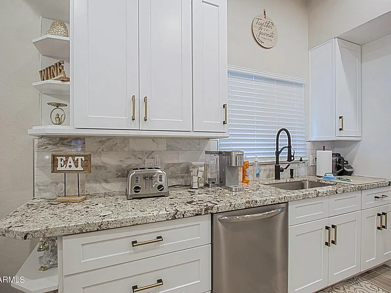10901 W Sequoia Dr — Photo 32