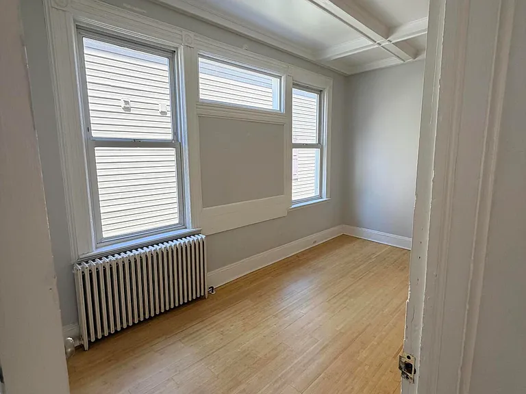 44 Norwood Ave — Photo 10