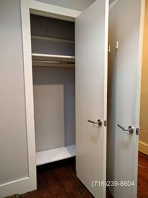 Rented by Manhattan Management LLC | media 146