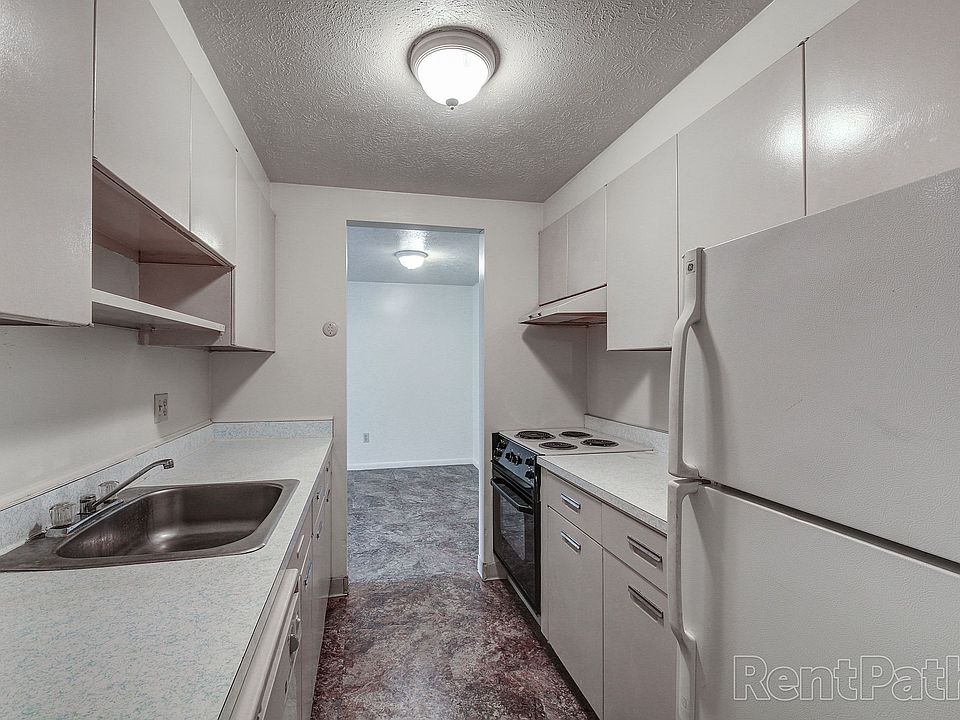 Claridge House Apartments 7921 Mentor Ave Mentor OH Zillow