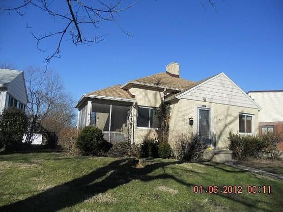 2nd image of 1045 Broadmoor Dr