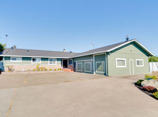 20000 John Dr, Castro Valley, CA 94546