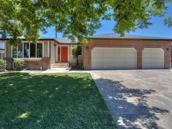2180 N Berkeley Ave, Turlock, CA 95382