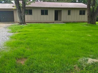 404 Maple Dr, Mountain View, AR 72560