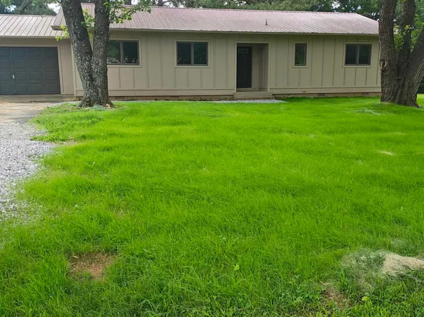 404 Maple Dr, Mountain View, AR 72560