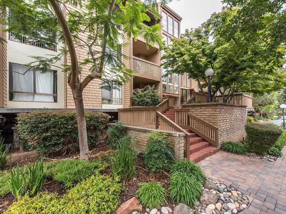 1st image of 49 Showers Dr APT W106