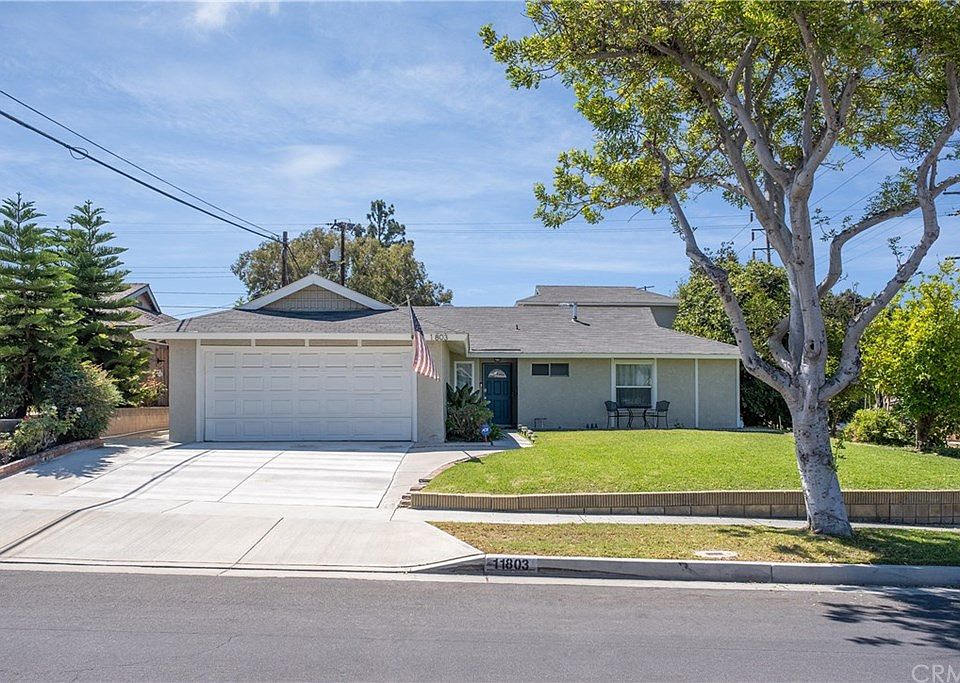 1st image of 11803 Tigrina Ave