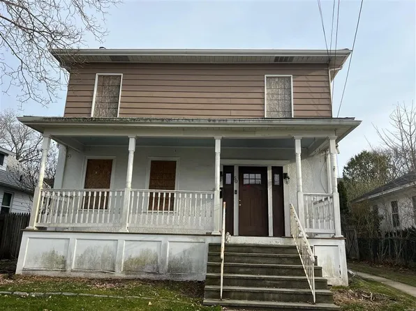 50 Sherman St, New London, CT 06320