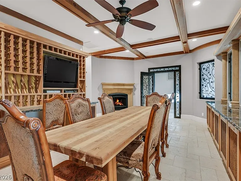 8 Rue Mediterra Dr — Photo 21