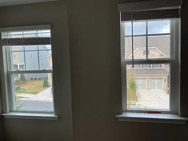 1368 Endicott Ct — Photo 36