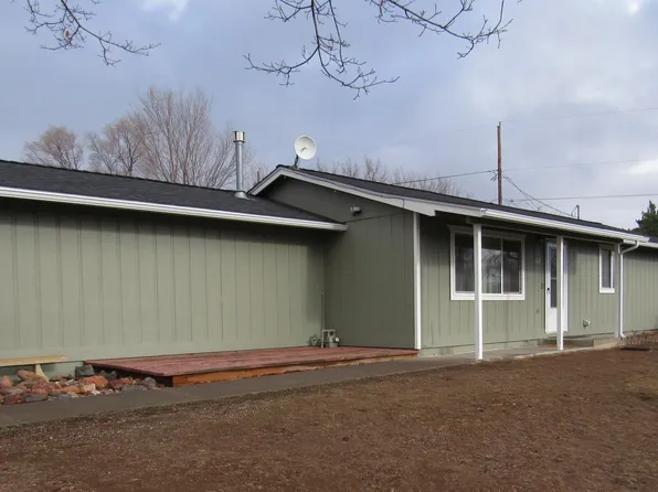 166 NE Oak St, Madras, OR 97741