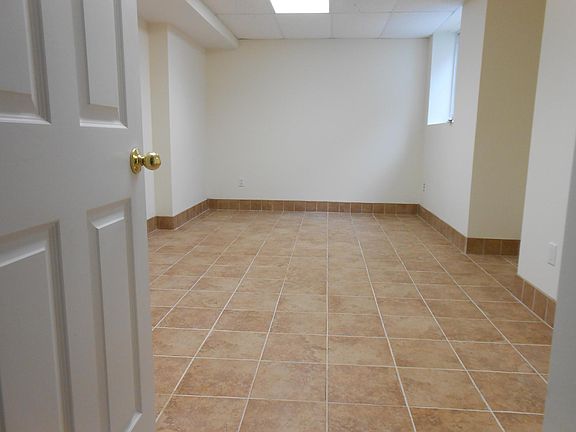 3rd image of 6 Corchaug Ave #6B