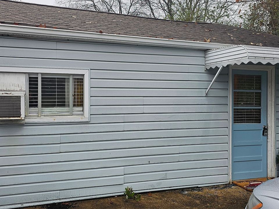 1st image of 209B Marshall Ave